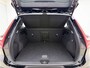 Volvo XC40 T3 163pk Automaat R-Design / Adapt. Cruise / BLIS / Nubuck / Stoel + Stuurw. Verwarming / Elektr. Trekhaak / PDC + Camera / 18'' / Elektr. Achterklep /
