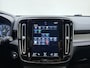 Volvo XC40 T3 163pk Automaat R-Design / Adapt. Cruise / BLIS / Nubuck / Stoel + Stuurw. Verwarming / Elektr. Trekhaak / PDC + Camera / 18'' / Elektr. Achterklep /