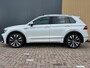 Volkswagen Tiguan 2.0 TSI 180pk 4Motion DSG 3x R-line | Pano | Trekhaak | ACC | HUD | Stoelverwarming | BLIS | 20 Inch |
