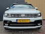 Volkswagen Tiguan 2.0 TSI 180pk 4Motion DSG 3x R-line | Pano | Trekhaak | ACC | HUD | Stoelverwarming | BLIS | 20 Inch |