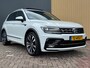 Volkswagen Tiguan 2.0 TSI 180pk 4Motion DSG 3x R-line | Pano | Trekhaak | ACC | HUD | Stoelverwarming | BLIS | 20 Inch |