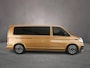 Volkswagen Transporter T6.1 2.0 TDI 150pk DSG L2 Bulli Dubbele Cabine | Leder | 2x Schuifdeur | Adaptieve Cruise Control | 6-persoons | Apple Carplay / Android Auto | Trekhaak | Camera | Navigatie |