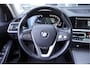 BMW 3-Serie Touring 318i Business Edition BJ2021 Lmv 17" | Led V+A | Pdc | Elek. trekhaak | Elek. achterklep | Navi | Virtual cockpit | Climate control | Cruise control | Verwarmde voorstoelen | Getint glas