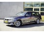 BMW 3-Serie Touring 318i Business Edition BJ2021 Lmv 17" | Led V+A | Pdc | Elek. trekhaak | Elek. achterklep | Navi | Virtual cockpit | Climate control | Cruise control | Verwarmde voorstoelen | Getint glas