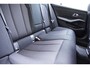 BMW 3-Serie Touring 318i Business Edition BJ2021 Lmv 17" | Led V+A | Pdc | Elek. trekhaak | Elek. achterklep | Navi | Virtual cockpit | Climate control | Cruise control | Verwarmde voorstoelen | Getint glas