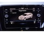Volkswagen Passat Variant 1.5 TSI Business Virtual-cockpit Trekhaak wegklapbaar led-verlichting Navi Clima Apple Carplay Camera ACC NAP PDC v+a IQ-drive lendesteun bestuurdersstoel DAB-ontvangst achterklep electrisch bedienbaar