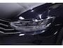 Volkswagen Passat Variant 1.5 TSI Business Virtual-cockpit Trekhaak wegklapbaar led-verlichting Navi Clima Apple Carplay Camera ACC NAP PDC v+a IQ-drive lendesteun bestuurdersstoel DAB-ontvangst achterklep electrisch bedienbaar