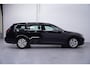 Volkswagen Passat Variant 1.5 TSI Business Virtual-cockpit Trekhaak wegklapbaar led-verlichting Navi Clima Apple Carplay Camera ACC NAP PDC v+a IQ-drive lendesteun bestuurdersstoel DAB-ontvangst achterklep electrisch bedienbaar