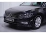 Volkswagen Passat Variant 1.5 TSI Business Virtual-cockpit Trekhaak wegklapbaar led-verlichting Navi Clima Apple Carplay Camera ACC NAP PDC v+a IQ-drive lendesteun bestuurdersstoel DAB-ontvangst achterklep electrisch bedienbaar