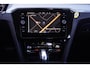 Volkswagen Passat Variant 1.5 TSI Business Virtual-cockpit Trekhaak wegklapbaar led-verlichting Navi Clima Apple Carplay Camera ACC NAP PDC v+a IQ-drive lendesteun bestuurdersstoel DAB-ontvangst achterklep electrisch bedienbaar