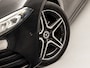 Mercedes-Benz A-klasse 180 AMG Sport Automaat (PANORAMADAK, GROOT NAVI, LEDER/ALCANTARA, CAMERA, STOELVERWARMING, SPORTSTOELEN, NIEUWE APK, LANE ASSIST, NIEUWSTAAT)