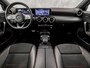 Mercedes-Benz A-klasse 180 AMG Sport Automaat (PANORAMADAK, GROOT NAVI, LEDER/ALCANTARA, CAMERA, STOELVERWARMING, SPORTSTOELEN, NIEUWE APK, LANE ASSIST, NIEUWSTAAT)