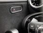 Mercedes-Benz A-klasse 180 AMG Sport Automaat (PANORAMADAK, GROOT NAVI, LEDER/ALCANTARA, CAMERA, STOELVERWARMING, SPORTSTOELEN, NIEUWE APK, LANE ASSIST, NIEUWSTAAT)