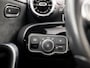 Mercedes-Benz A-klasse 180 AMG Sport Automaat (PANORAMADAK, GROOT NAVI, LEDER/ALCANTARA, CAMERA, STOELVERWARMING, SPORTSTOELEN, NIEUWE APK, LANE ASSIST, NIEUWSTAAT)