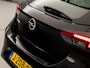 Opel Corsa 1.2 GS Line Automaat (APPLE CARPLAY, BLACK PACK, CRUISE, SPORTSTOELEN, LEDER STUURWIEL, DRIVE MODE, ZWART HEMEL, NIEUWSTAAT)