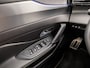 Peugeot 408 1.6 HYbrid 225 EAT8 GT 225Pk Automaat (APPLE CARPLAY, GROOT NAVI, 360 CAMERA, LEDER/ALCANTARA, SPORTSTOELEN, ADAPTIVE CRUISE, GETINT GLAS, NIEUWSTAAT)