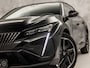 Peugeot 408 1.6 HYbrid 225 EAT8 GT 225Pk Automaat (APPLE CARPLAY, GROOT NAVI, 360 CAMERA, LEDER/ALCANTARA, SPORTSTOELEN, ADAPTIVE CRUISE, GETINT GLAS, NIEUWSTAAT)