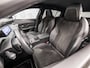Peugeot 408 1.6 HYbrid 225 EAT8 GT 225Pk Automaat (APPLE CARPLAY, GROOT NAVI, 360 CAMERA, LEDER/ALCANTARA, SPORTSTOELEN, ADAPTIVE CRUISE, GETINT GLAS, NIEUWSTAAT)