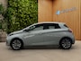 Renault Zoe R110 Life Carshare 52 kWh | SOH 100%! | Eigen accu | Stoel- Stuur verwarming |  | Half leder