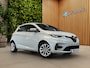 Renault Zoe R110 Life Carshare 52 kWh | SOH 100%! | Eigen accu | Stoel- Stuur verwarming |  | Half leder