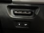 Renault Zoe R110 Life Carshare 52 kWh | SOH 100%! | Eigen accu | Stoel- Stuur verwarming |  | Half leder