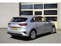 Kia Ceed 1.0 T-GDi 5drs DynamicLine BJ2022 Lmv 16" | Led V+A | Pdc | Achteruitrijcamera | App-Connect | Navi | Climate control | Cruise control | Getint glas