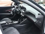 Peugeot 2008 145pk Hybrid GT 1ste eigenaar | Trekhaak | Glazen dak | Dodehoekdetectie | Camera | Navigatie