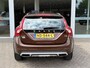 Volvo V60 Cross Country T5 245PK Summum| Opendak| Trekhaak| Adap.Cruise| Camera| Leder