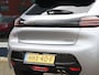 Peugeot 208 1.2 Hybrid 145 e-DCS6 GT DEMO | Camera | Parkeersensoren V+A | Sportstoelen | Cruiste Control Adaptief | Apple Carplay & Android Auto | 17" LMV