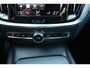 Volvo V60 B4 197 PK Automaat R-Design | Schuif/Kantel Dak | Leder Sportstoelen | H & K | Trekhaak | Stoel/stuur verw. | BLIS |