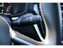 Volvo V60 B4 197 PK Automaat R-Design | Schuif/Kantel Dak | Leder Sportstoelen | H & K | Trekhaak | Stoel/stuur verw. | BLIS |