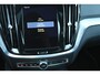 Volvo V60 B4 197 PK Automaat R-Design | Schuif/Kantel Dak | Leder Sportstoelen | H & K | Trekhaak | Stoel/stuur verw. | BLIS |