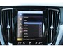 Volvo V60 B4 197 PK Automaat R-Design | Schuif/Kantel Dak | Leder Sportstoelen | H & K | Trekhaak | Stoel/stuur verw. | BLIS |