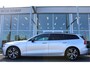 Volvo V60 B4 197 PK Automaat R-Design | Schuif/Kantel Dak | Leder Sportstoelen | H & K | Trekhaak | Stoel/stuur verw. | BLIS |
