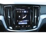 Volvo V60 B4 197 PK Automaat R-Design | Schuif/Kantel Dak | Leder Sportstoelen | H & K | Trekhaak | Stoel/stuur verw. | BLIS |