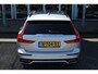 Volvo V60 B4 197 PK Automaat R-Design | Schuif/Kantel Dak | Leder Sportstoelen | H & K | Trekhaak | Stoel/stuur verw. | BLIS |