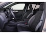 Volvo EX40 Twin Performance Ultra - Panorama/schuifdak - IntelliSafe Assist & Surround - 360º Camera - Harman/Kardon audio - Verwarmde voorstoelen, stuur & achterbank - Parkeersensoren voor & achter - Draadloze tel. lader - Warmtepomp - Extra getint glas - 20' LMV