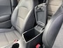 Kia Niro Hybrid 1.6 GDi DynamicLine Plus Navigatie, Achteruitrijcamera, Smart Key, Privacy glass, 18" LMV, Parkeersensoren voor + achter