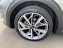 Kia Niro Hybrid 1.6 GDi DynamicLine Plus Navigatie, Achteruitrijcamera, Smart Key, Privacy glass, 18" LMV, Parkeersensoren voor + achter
