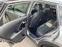 Kia Niro Hybrid 1.6 GDi DynamicLine Plus Navigatie, Achteruitrijcamera, Smart Key, Privacy glass, 18" LMV, Parkeersensoren voor + achter
