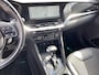 Kia Niro Hybrid 1.6 GDi DynamicLine Plus Navigatie, Achteruitrijcamera, Smart Key, Privacy glass, 18" LMV, Parkeersensoren voor + achter