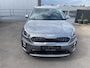 Kia Niro Hybrid 1.6 GDi DynamicLine Plus Navigatie, Achteruitrijcamera, Smart Key, Privacy glass, 18" LMV, Parkeersensoren voor + achter