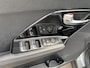 Kia Niro Hybrid 1.6 GDi DynamicLine Plus Navigatie, Achteruitrijcamera, Smart Key, Privacy glass, 18" LMV, Parkeersensoren voor + achter