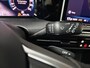 Volkswagen Golf Variant 1.5 eTSI R-Line Edition | Panoramadak | Stoelverwarming | Achteruitrijcamera | Navigatie |
