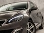 Peugeot 308 1.2 PureTech Allure Automaat (GROOT NAVI, LM VELGEN, STOELVERWARMING, SPORTSTOELEN, PARKEERSENSOREN, CRUISE, NIEUWE APK, NIEUWSTAAT)