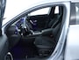 Mercedes-Benz A-klasse 250 e Plug-In Hybride AMG Sportpakket | Sfeerverlichting | Keyless Go | Parkeerpakket met Camera | CarPlay | Inclusief 24 maanden Mercedes-Benz Certified garantie voor Europa.