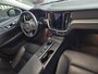 Volvo V60 2.0 B3 Essential Edition | Leder | Adaptieve Cruise Control | Sport Pack | 19" Black Edition Velgen | Stoelverwarming | Park Assist |