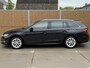 Skoda Octavia Combi 1.0 e-TSI Business Edition Plus Automaat | LED verlichting | Stoelverwarming | Apple CarPlay/Android Auto | Climate control | Adaptieve cruise control | Verwarmde voorruit | Trekhaak | Parkeersensoren voor en achter