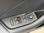 Skoda Octavia Combi 1.0 e-TSI Business Edition Plus Automaat | LED verlichting | Stoelverwarming | Apple CarPlay/Android Auto | Climate control | Adaptieve cruise control | Verwarmde voorruit | Trekhaak | Parkeersensoren voor en achter