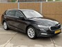 Skoda Octavia Combi 1.0 e-TSI Business Edition Plus Automaat | LED verlichting | Stoelverwarming | Apple CarPlay/Android Auto | Climate control | Adaptieve cruise control | Verwarmde voorruit | Trekhaak | Parkeersensoren voor en achter